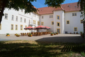 Отель Schlosshotel am Hainich  Беринген